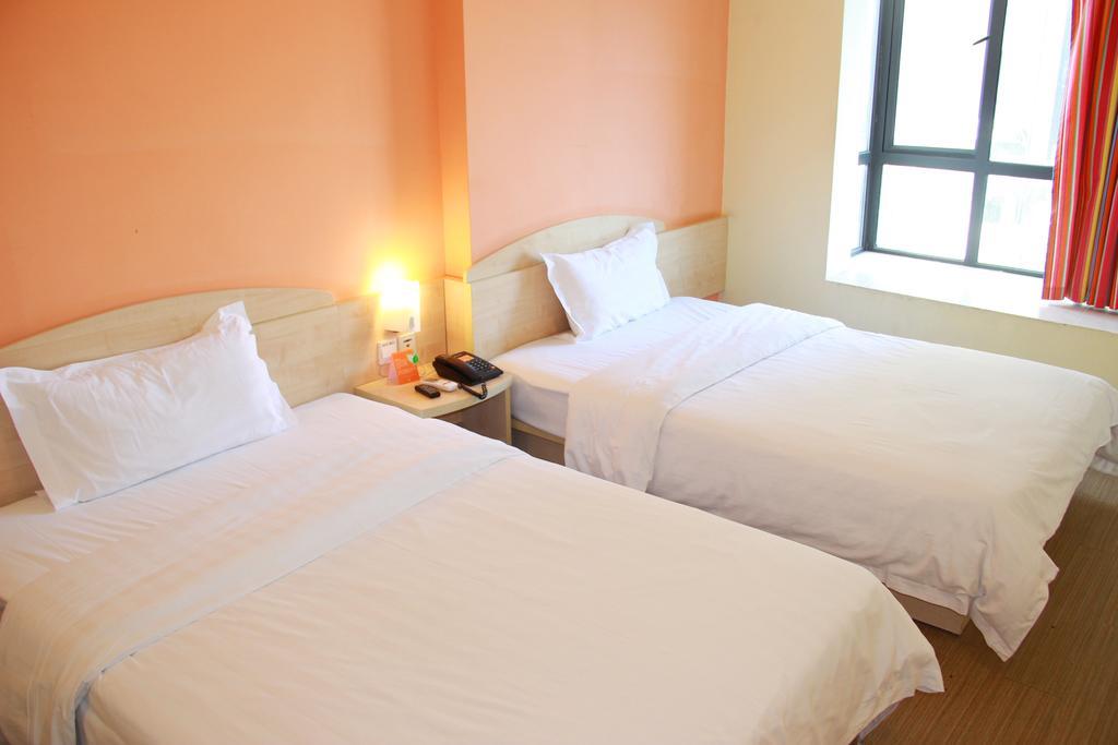 7Days Inn Guangzhou Tianhe Tianpingjia Subway Station Phòng bức ảnh